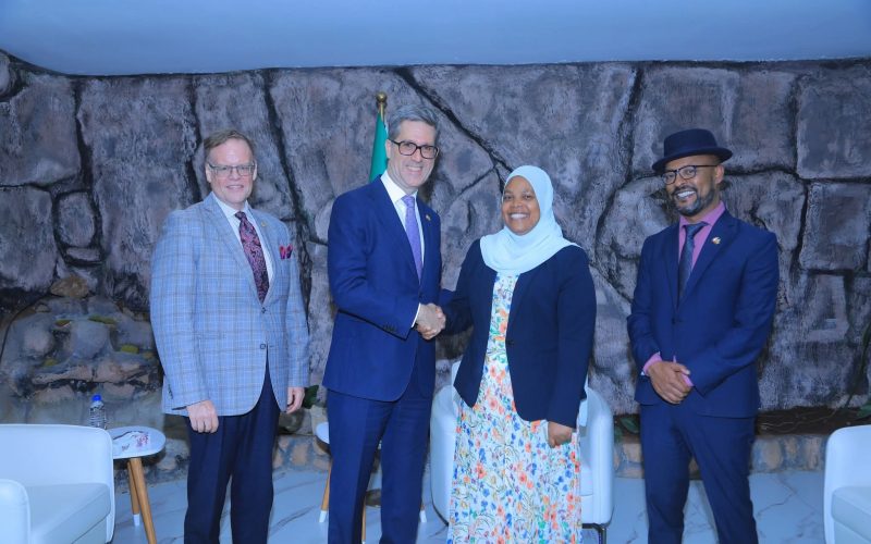 ኢትዮጵያዊያንን ለስራ ወደ ካናዳ መላክ የሚያስችል ስምምነት ተፈጸመ