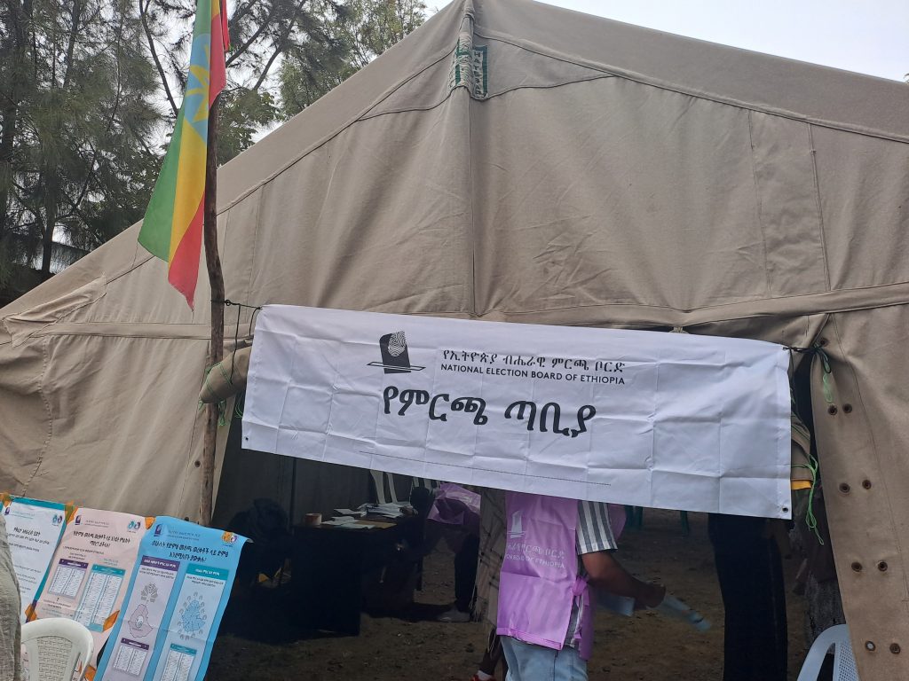 በ947 ምርጫ ጣቢያዎች ከጠዋቱ 12 ሰዓት በፊት ድምጽ መሰጠት መጀመሩ ተገለጸ