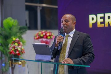 የኢትዮጵያ ንግድ ባንክ 80 ቢሊዮን ብር የተጣራ ትርፍ ማስመዝገቡን ገለጸ